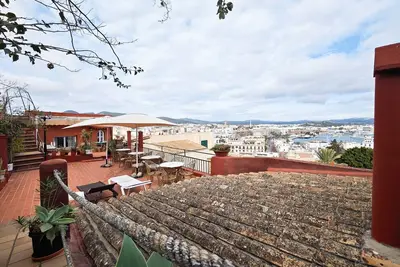 Image de Appartement \"Navila René\" près de la mer avec piscine partagée & Wi-Fi