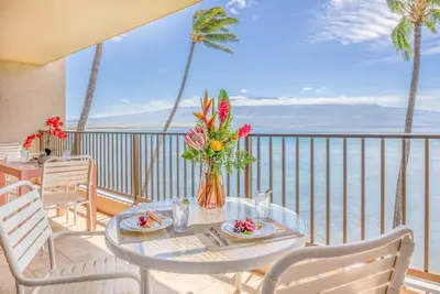 Image de *Lauloa 312* Maui Prime 3 Bedroom Oceanfront Condo