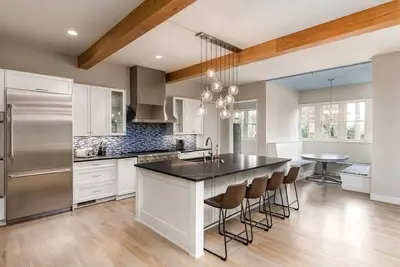 Image de Luxurious Brookhaven oasis~ Hot Tub, 18 Bmw X2