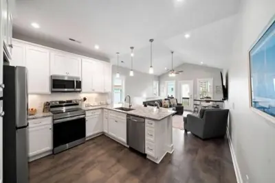 Image de Red Snapper (3-Bedroom Villa) by RedAwning