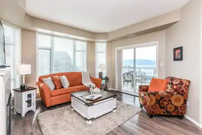 Image de Sunset Waterfront Resort #1502 – 2Bed-2Bath Suite