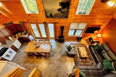 Image de 2-unit Adirondack cabin escape + lake access