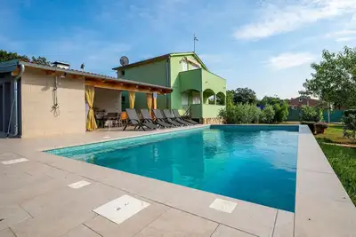 Image de Belle maison à Fazana avec cuisine