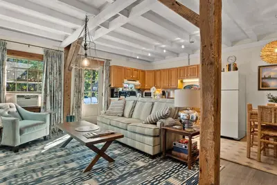 Image de Private apartment in beautiful country barn