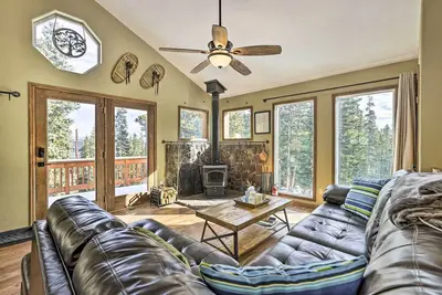 Image de 'Bristle Cone' Fairplay Cabin w/ Hot Tub