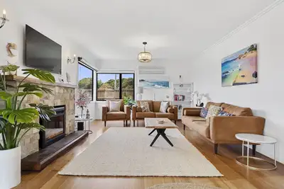 Image de Saltwater Lodge, close to beach and town.