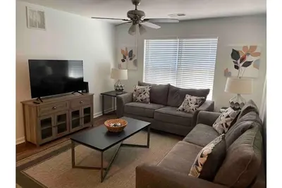 Image de Southside Suite Living, Spacious 2 Bedroom/2 Bath