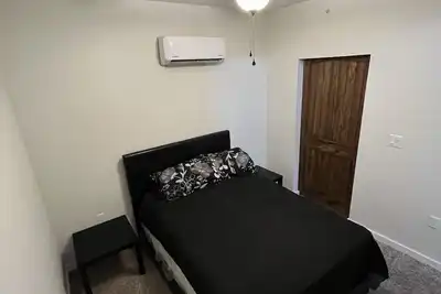 Downtown Dallas Comfy Villa Style Apt