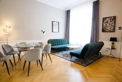 Image de Apartment with 2 Bedrooms and Balcony - Naschmarkt