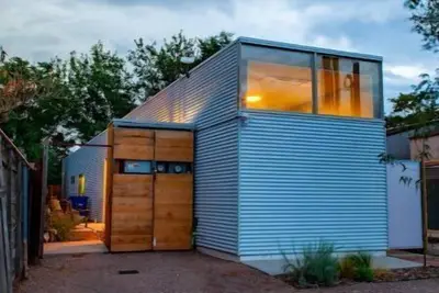 Image de Private modern hideaway in downtown Albuquerque.