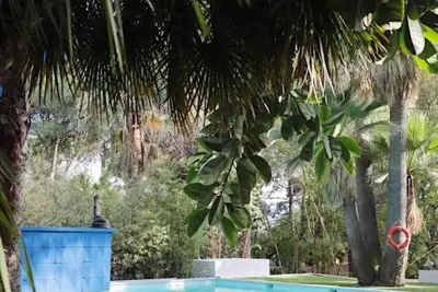 Image de Maison privée 3 chambres dans jardin botanique.