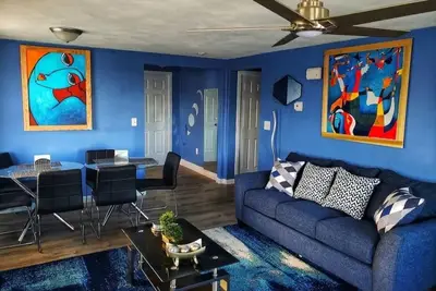 Image de Beautiful Hill top 2br Near Boston & Salem