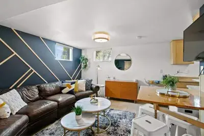 Image de Mid Century Modern Abode