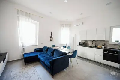 Image de Poerio 98 Luxury Apartment by Elite Villas