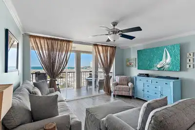 Image de Beach-Goers Paradise | $800 Free Activities Daily | Stunning Views