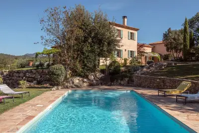 Image de La Bastide de Correns - Villa Familiale et Sérénité