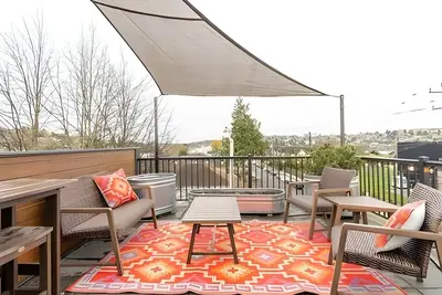 Image de Urban Oasis: 3br3bth w\/Rooftop and View, Fireplace