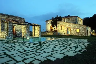 Image de Beautiful 4 Bedroom Tuscan Villa