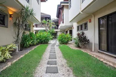 Image de Amazing 3br/3. 5 bathroom condo, 200mt from beach, shared pool, private parking