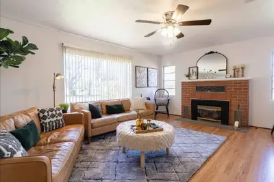 Image de Cozy Anderson Cottage close to everything!
