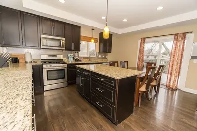Image de Luxury House minutes away from O'Hare and Downtown Chicago