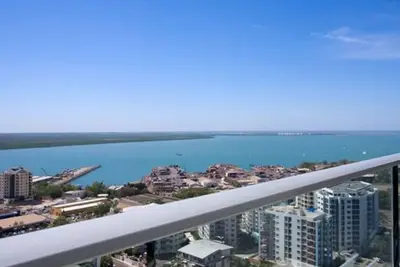 Image de High Above, Pandanas Darwin 21st floor with views