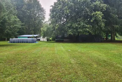 Image de Waterfront Cottage on Acreage