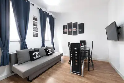 Image de Downtown Comfortable Apartment Gran Vía | A014