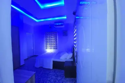 Image de Port Harcourt-Family-sized Apartment with Lovely Rooms for Perfect Relaxation