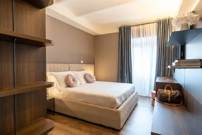 Image de Design Apartment with 2 Suites - 10 minutes to Duomo/Accademia