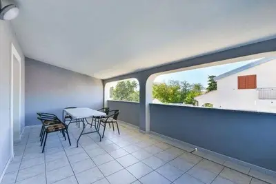 Image de Appartement de vacances pour 4 personnes env. 50 qmà Sabunike, Dalmatie (Nord de la Dalmatie)