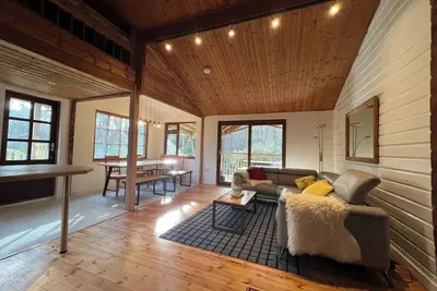 Image de 7 bedroom, Stunning Cottage with Hot-Tub & Cinema Room