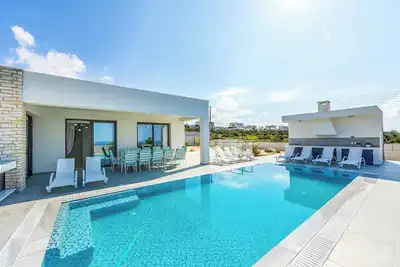 Image de Villa Pleiades - Cinq Chambres Villa, Couchages 10