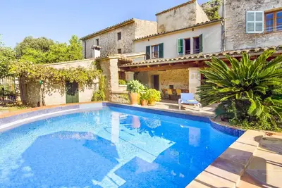 Image de Villa Camp Redo - Trois Chambres Villa, Couchages 6