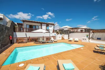 Image de Villa Samui - Quatre Chambres Villa, Couchages 8