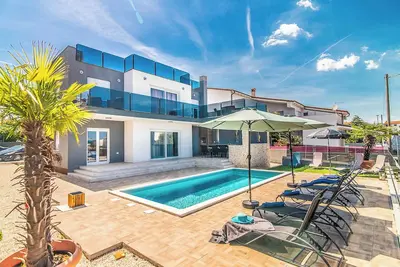 Image de Villa Salt Life - Cinq Chambres Villa, Couchages 10