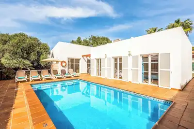 Image de Villa Lucia - Trois Chambres Villa, Couchages 6