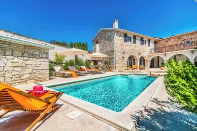 Image de Villa Marko - Quatre Chambres Villa, Couchages 8