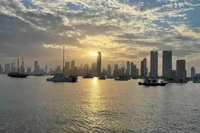 Image de Modern and Comfy apartment