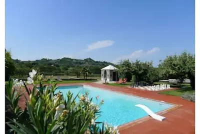 Image de \"Les Piégonnaises\" - Gîtes De Charme