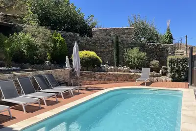 Image de Maison de caractère, piscine privée chauffée, classée 4 ****