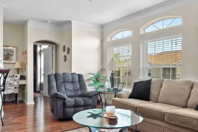 Image de Legacy Villa #704  Sea Oats Retreat Just a short w