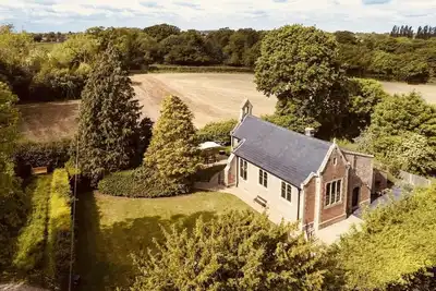 Image de Beautiful School House In Norfolk