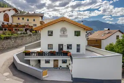 Image de Beautiful new vacation apartment in Tschengls/Laas - in the heart of the Vinschgau Valley