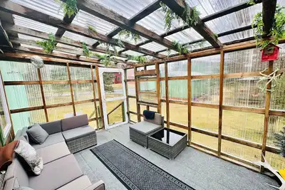Image de Spacious Guest House with Sauna, 5+ beds, Near Katmai!