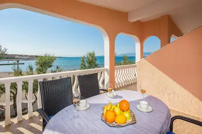 Image de Appartements Jancic (17729-A4) - Vir - île de Vir