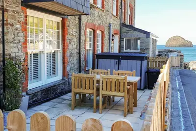 Image de Salty Sea Dog, pet friendly, character holiday cottage in Tintagel