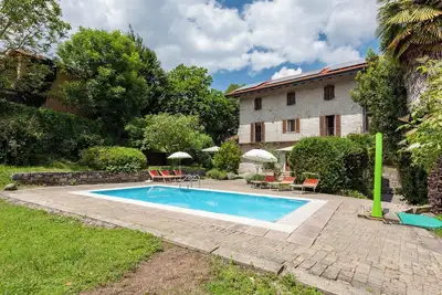 Image de Casa Frey apt. 1 three-room apartment on Lake Orta with garden and swimming pool