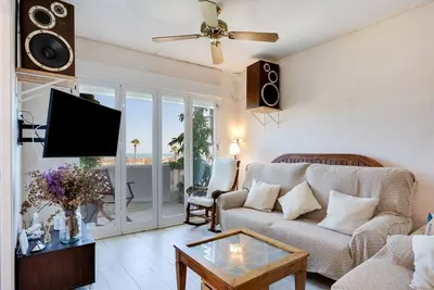 Image de Appartement \"Chipiona, Cruz del Mar 1ª Línea\" avec vue sur mer, terrasse et Wi-Fi.