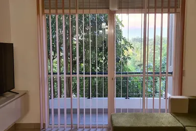 Image de Self Catering Flat (2 Bhk Ac\/Hw) at Homagama Mcr